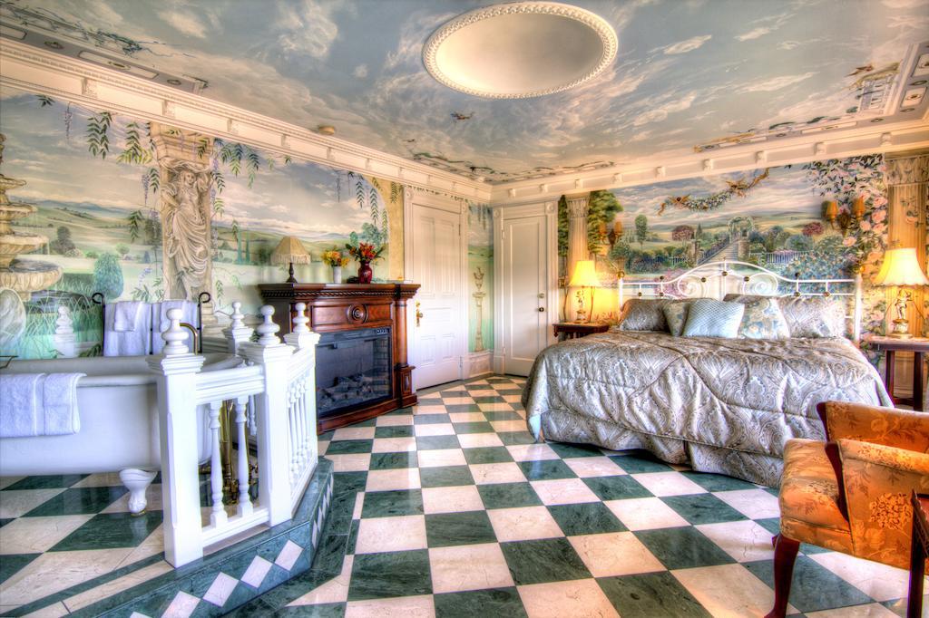 Gingerbread Mansion Bed & Breakfast Ferndale Rom bilde