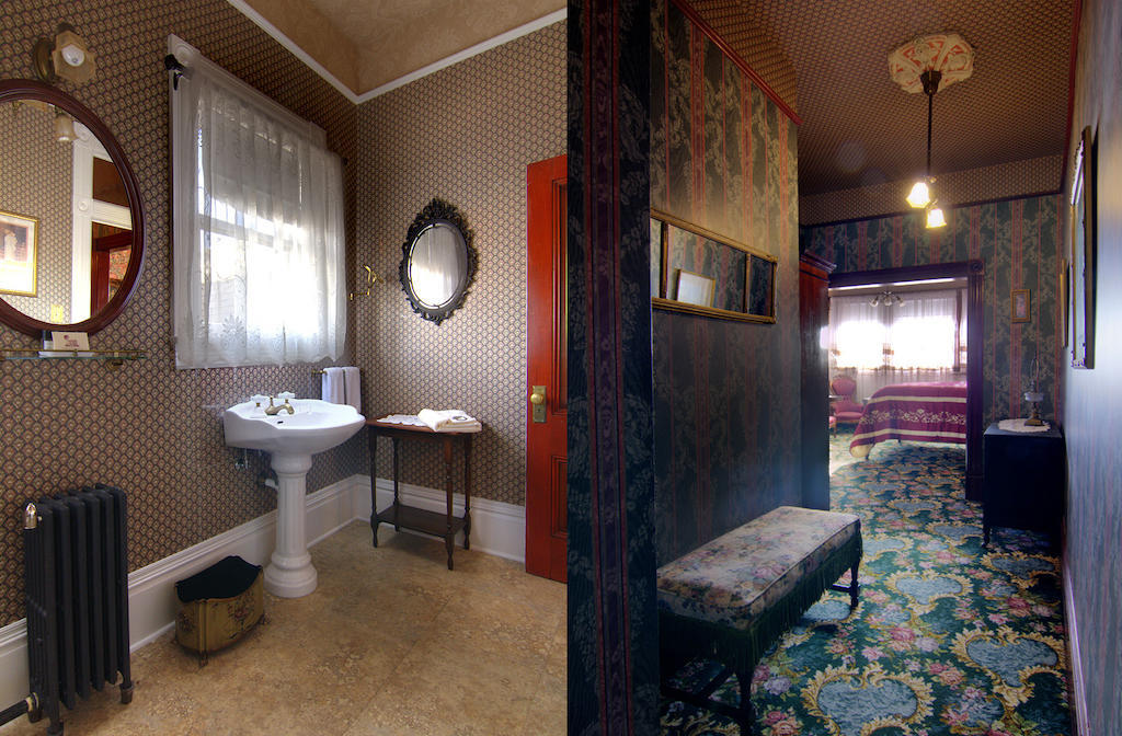 Gingerbread Mansion Bed & Breakfast Ferndale Rom bilde
