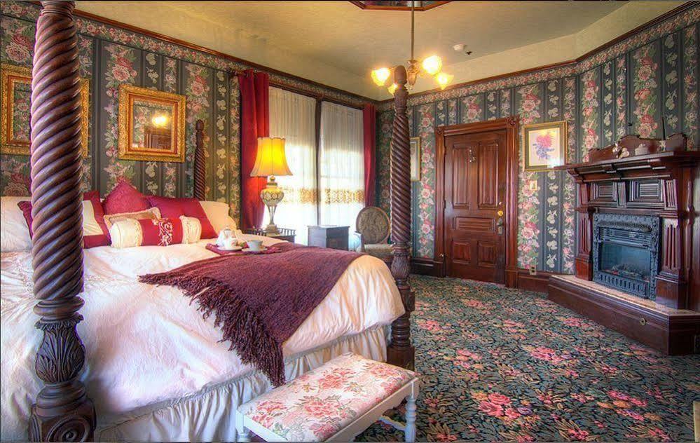 Gingerbread Mansion Bed & Breakfast Ferndale Eksteriør bilde